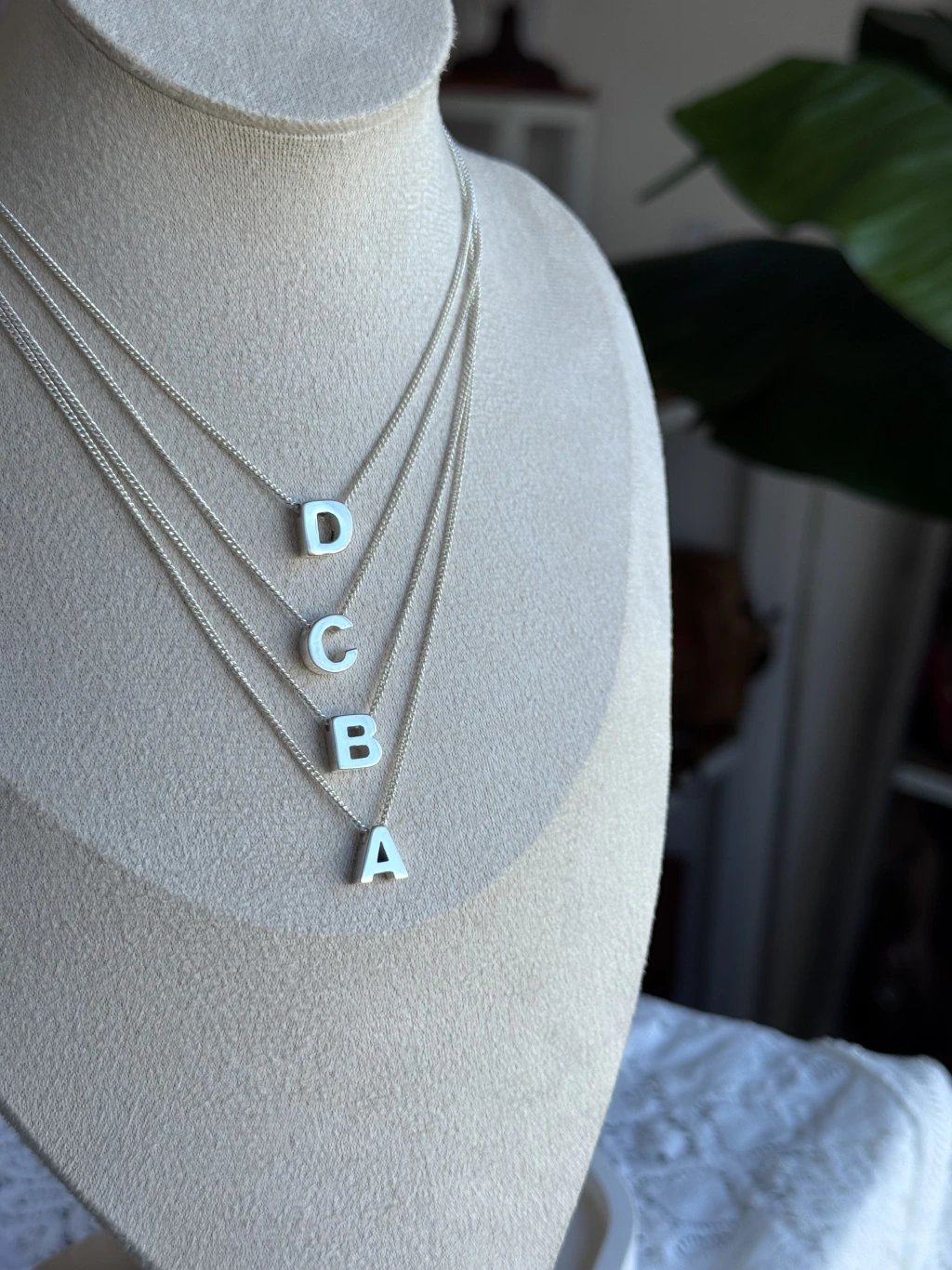Collar Letra Pasante - Image 2