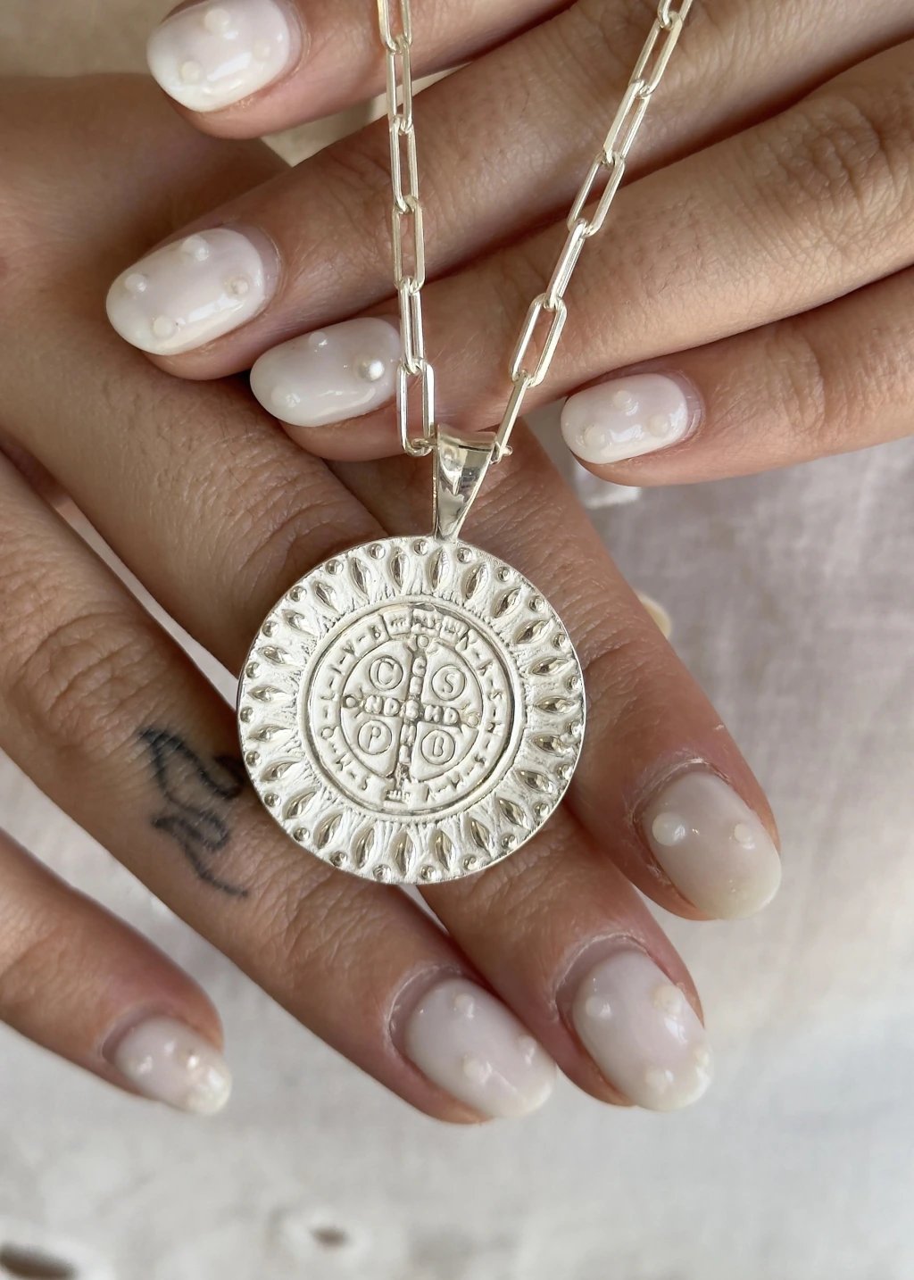 Dije Cruz con estrella y Medalla - Image 3